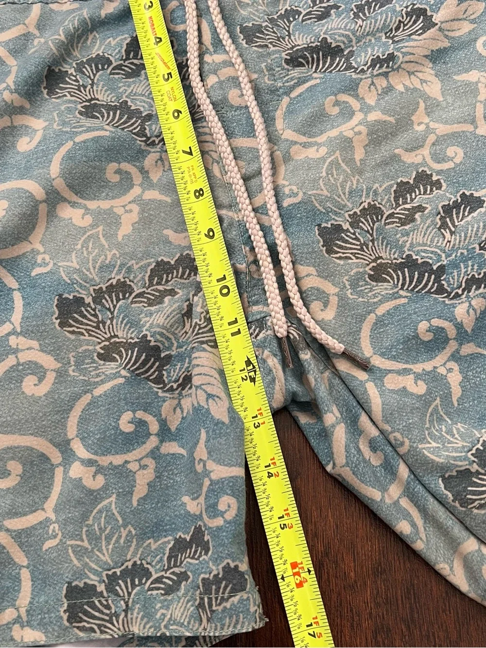 Faherty Classic Boardshorts Blue Floral Batik 31